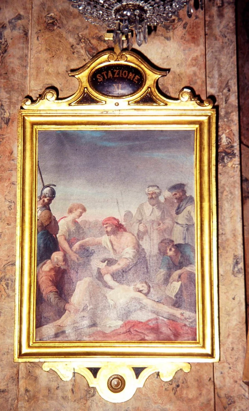 Via Crucis - Gesù Cristo inchiodato alla croce